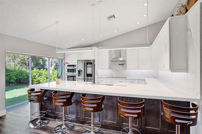 730 Bayside Ln, House other with 4 bedrooms, 3 bathrooms and null parking in Weston FL | Image 18