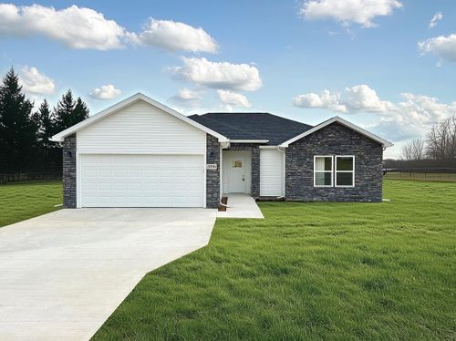 2029 Green Acres Rd, Adrian, MI, 49221-4185 | Card Image