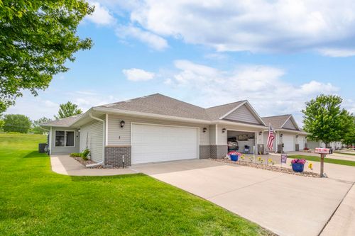 1-4102 Legacy Ln, Cedar Falls, IA, 50613-6185 | Card Image