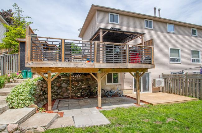 621 Cobblehill Dr, House attached with 4 bedrooms, 3 bathrooms and 3 parking in Oshawa ON | Image 28