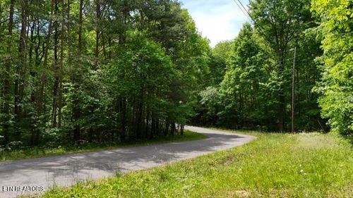3738 T Crowe Circle, Soddy Daisy, TN, 37379 | Card Image