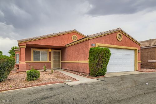 5230 Panguitch Dr, Las Vegas, NV, 89122-8333 | Card Image