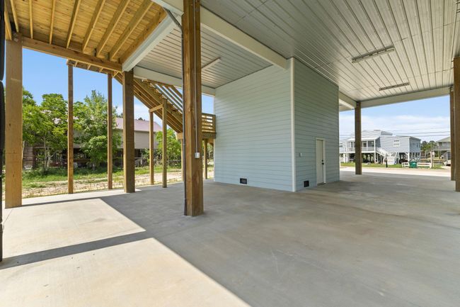 Exterior | Image 32