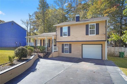 884 Forest Path, Stone Mountain, GA, 30088-2243 | Card Image
