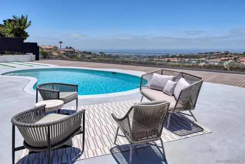 2222 Bahia Dr, La Jolla, CA, 92037 | Card Image