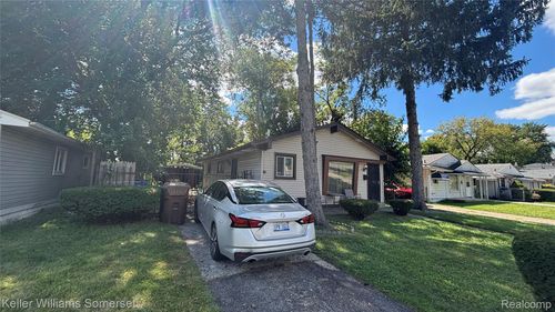 27017 Florence St, Inkster, MI, 48141-2509 | Card Image