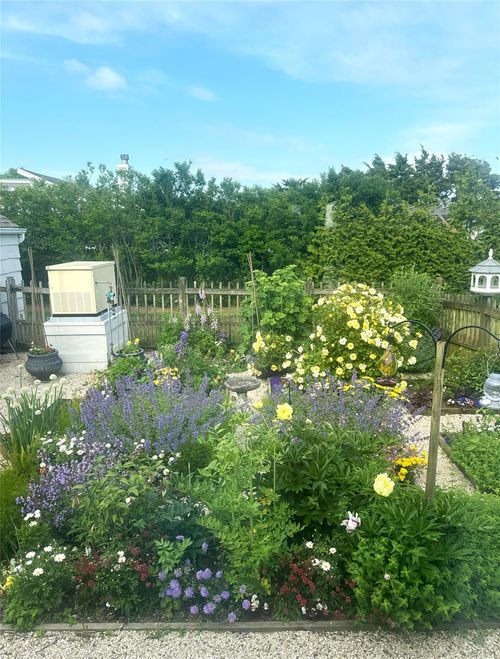 52 Tuthill Point Rd, East Moriches, NY, 11940-1217 | Card Image