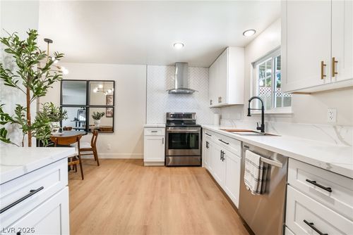 421 Greenbriar Townhouse Way, Las Vegas, NV, 89121-2451 | Card Image