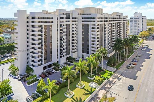 apt-1018-600 Biltmore Way, Coral Gables, FL, 33134-7533 | Card Image