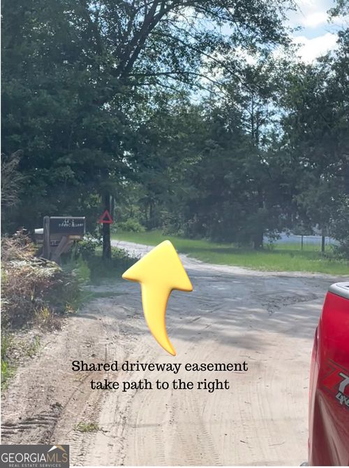 633 Sams Trl, Hortense, GA, 31543-4503 | Card Image