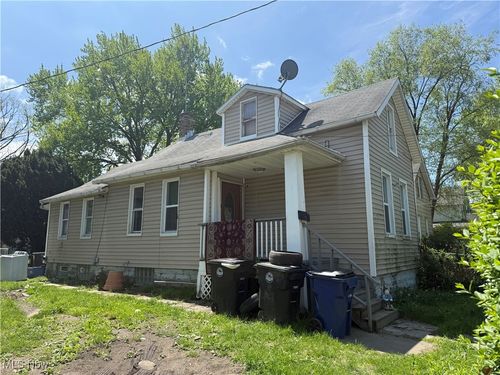 3343 Erin Ave, Cleveland, OH, 44113-4927 | Card Image