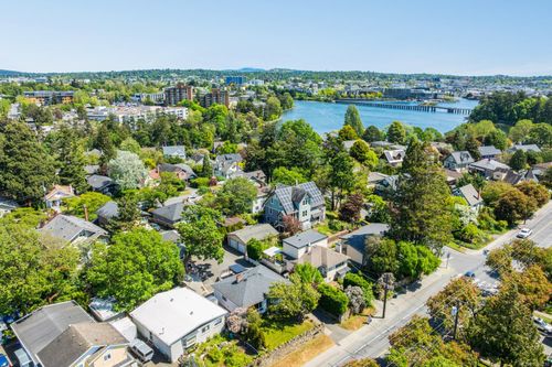 727 Craigflower Rd, Victoria, BC, V9A2W6 | Card Image