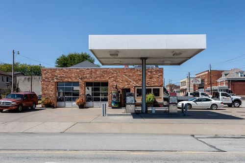 100 S Beeson Blvd, Uniontown, PA, 15401 | Card Image