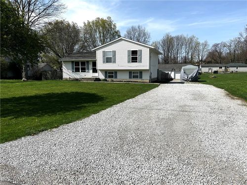 4195 Watkins Rd, Norton, OH, 44203-6149 | Card Image