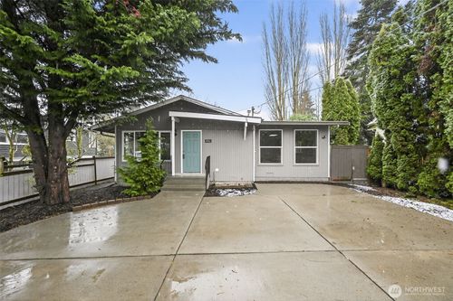 8742 3rd Avenue Nw, Seattle, WA, 98117 | Card Image