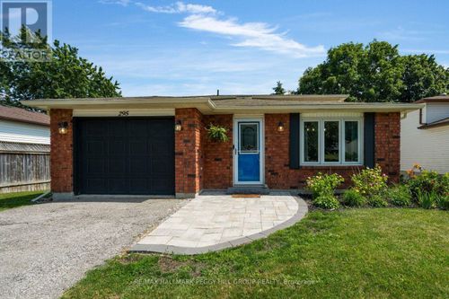 295 Galloway Blvd, Midland, ON, L4R5A3 | Card Image