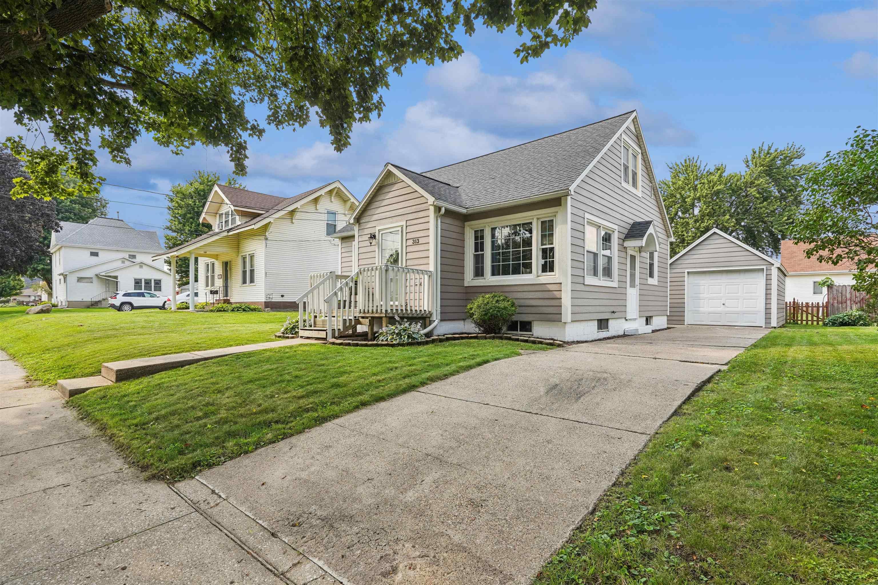 Residential in Grundy Center 2