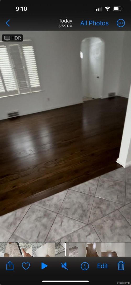 22131 Nevada Ave, Eastpointe, MI, 48021-2372 | Card Image