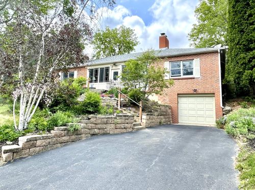 1553 Orchard Ln, LAKE GENEVA, WI, 53147-9710 | Card Image