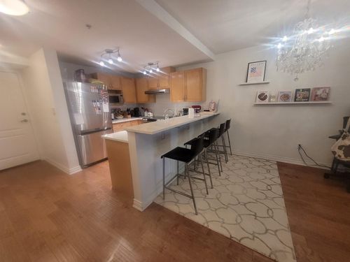 3068 W 4th Ave, Vancouver, BC, V6K1R4 | Card Image