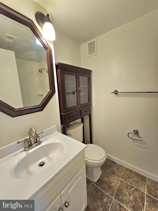 UNIT-1410 - 5340 Holmes Run Pkwy, Condo with 1 bedrooms, 1 bathrooms and null parking in ALEXANDRIA VA | Image 13