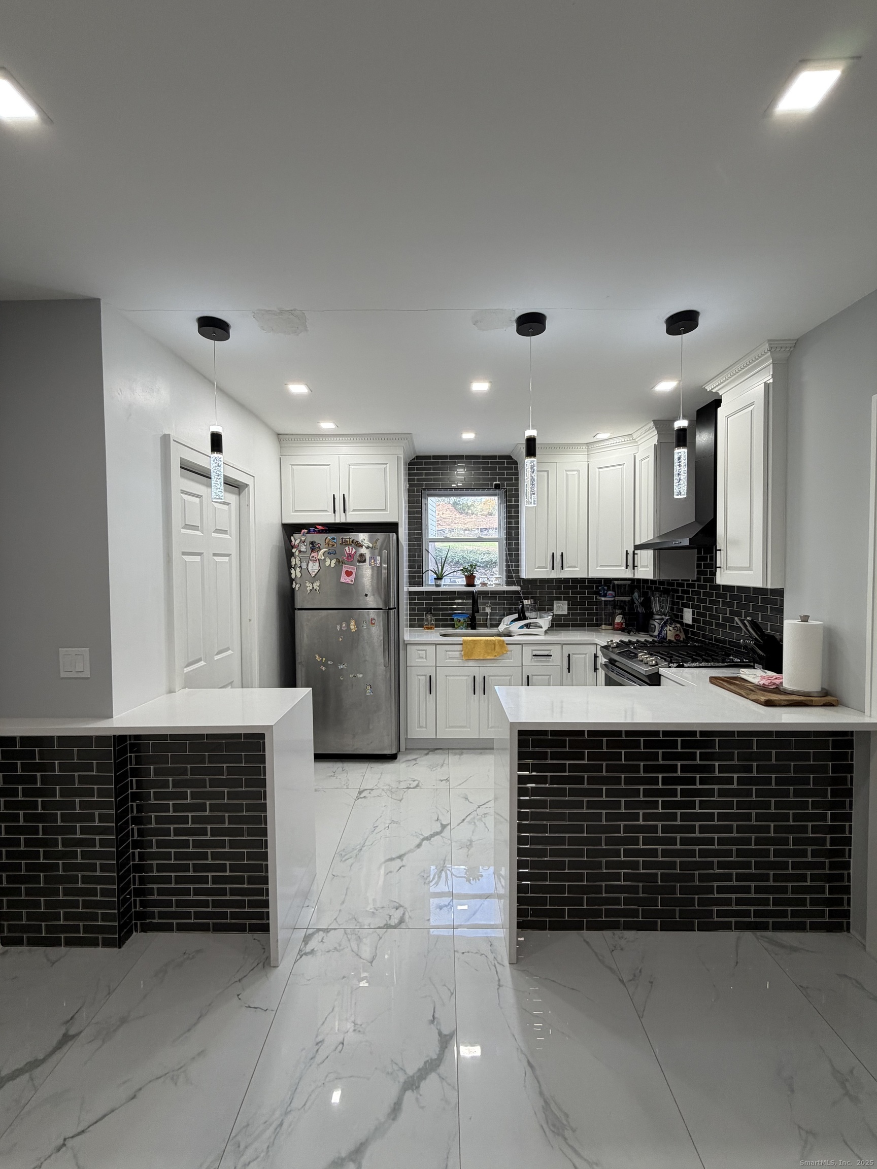 Residential Lease in Hamden 4