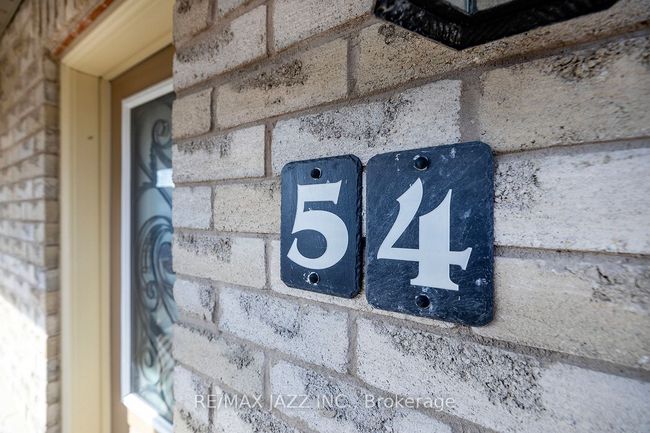 54 Barnham St, House attached with 3 bedrooms, 3 bathrooms and 1 parking in Ajax ON | Image 4