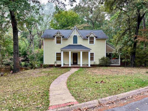 1009 Evergreen Dr, Arkadelphia, AR, 71923-2933 | Card Image
