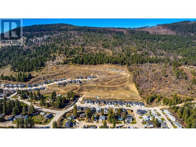 2736 Cedar Ridge St, House other with 6 bedrooms, 3 bathrooms and 4 parking in Lumby BC | Image 14