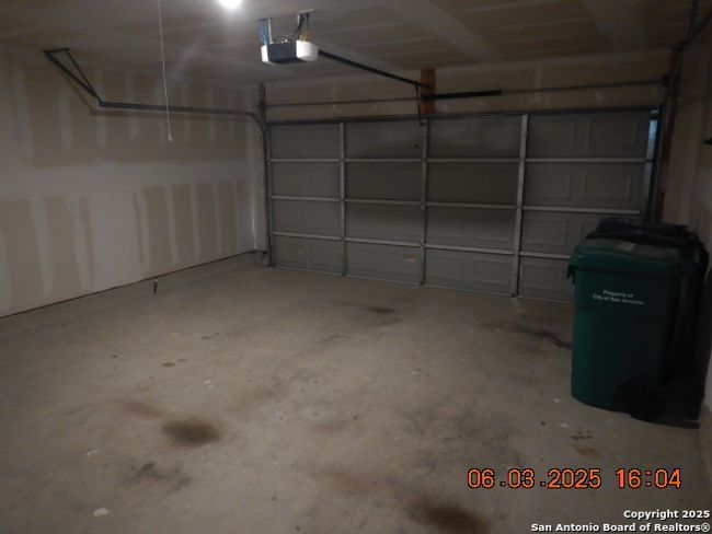 10751 Margarita Loop, House other with 4 bedrooms, 2 bathrooms and null parking in Converse TX | Image 6