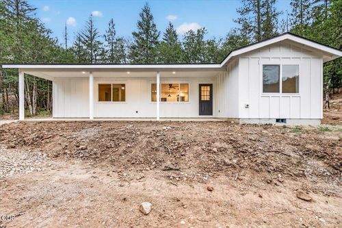 5220 Highway 227, Trail, OR, 97541 | Card Image