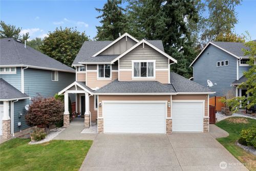 7907 164th St E, Puyallup, WA, 98375-7207 | Card Image