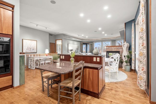 33 Summit Vw, Townhouse with 3 bedrooms, 3 bathrooms and null parking in North Oaks MN | Image 18