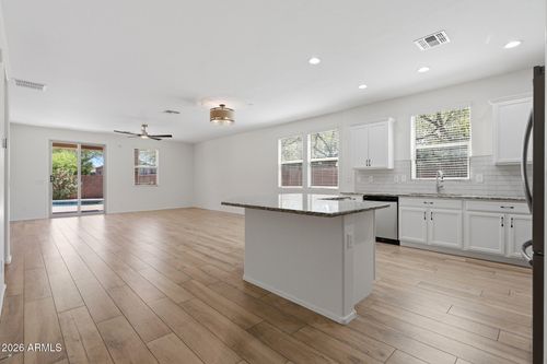 7857 W Molly Dr, Peoria, AZ, 85383-6245 | Card Image