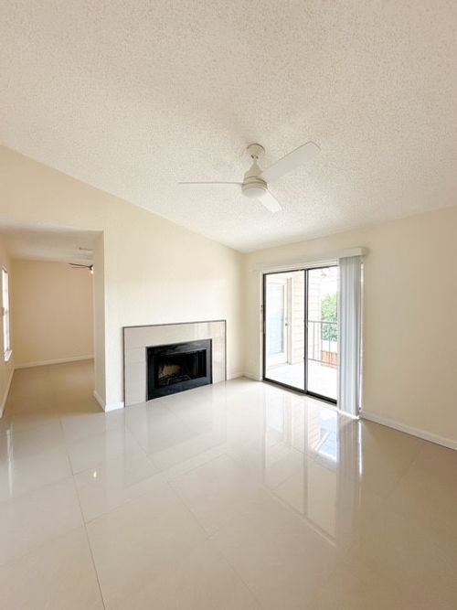 apt-2006-4748 Old Bent Tree Ln, Dallas, TX, 75287-7120 | Card Image