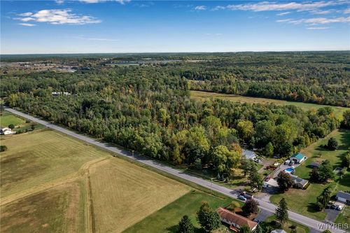 5719 Crittenden Rd, Akron, NY, 14001-9228 | Card Image