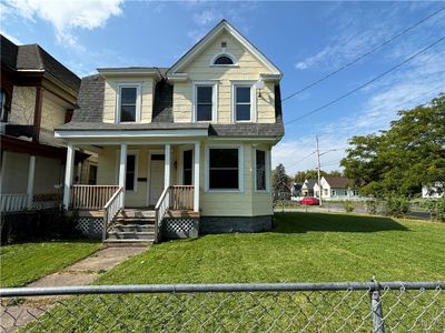 1806 Midland Avenue, House other with 4 bedrooms, 1 bathrooms and null parking in Syracuse NY | Image 3