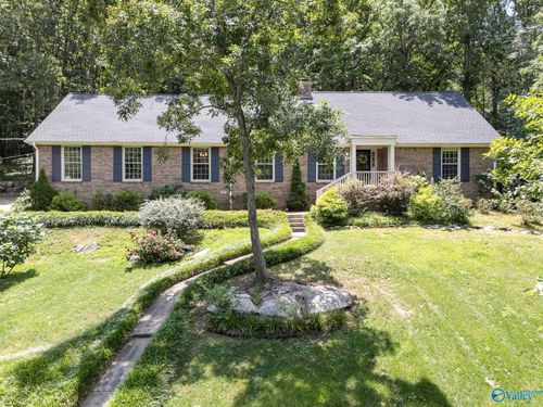 1822 Mountainbrook Dr Se, Huntsville, AL, 35801-1356 | Card Image