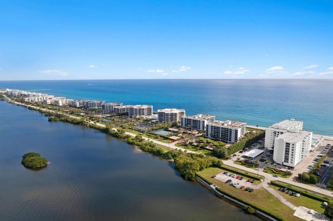 4050 - 3450 S Ocean Blvd, Condo with 1 bedrooms, 1 bathrooms and null parking in Palm Beach FL | Image 4