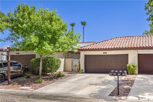 2731 San Lago Ct, Las Vegas, NV, 89121-3951 | Card Image
