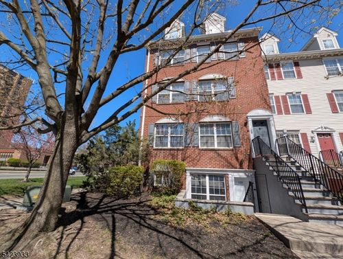 159 W Market St, Newark, NJ, 07103-3428 | Card Image