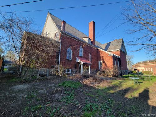 349 Monroe St, Lapeer, MI, 48446-2056 | Card Image