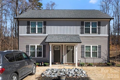 568 & 570 Kirk Street, China Grove, NC, 28023 | Card Image