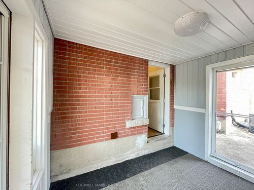 lower-98 Masterson Drive, St Catharines, ON, L2T3R2 | Card Image