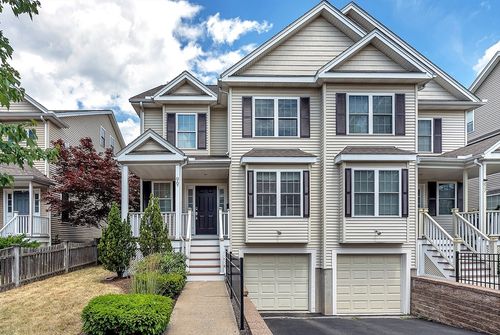 1-99 4th St, Medford, MA, 02155-5017 | Card Image
