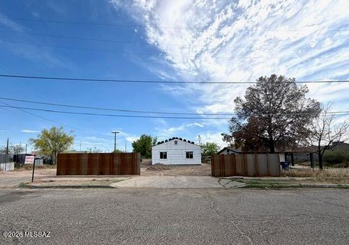 360 E Aircraft Road, Tucson, AZ, 85706 | Card Image