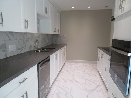 11619 Bowlan Ln, Houston, TX, 77035-2211 | Card Image