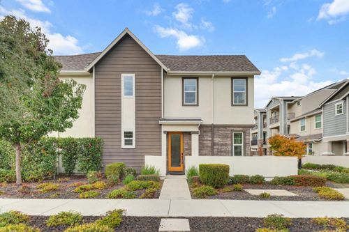 3050 Copper Rose Walk, Sacramento, CA, 95833-4450 | Card Image