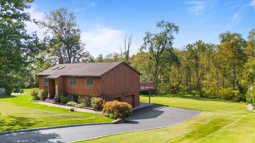 33 Ludingtonville Rd, Holmes, NY, 12531-3002 | Card Image