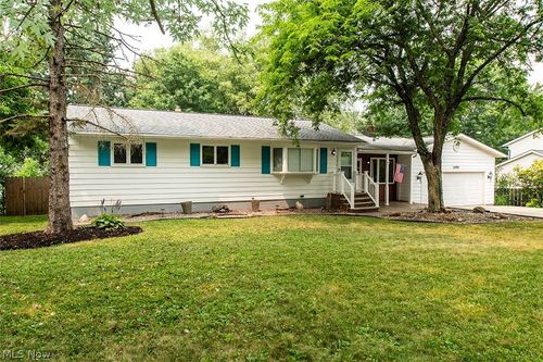 1490 Garfield Ave, Brunswick, OH, 44212-3360 | Card Image